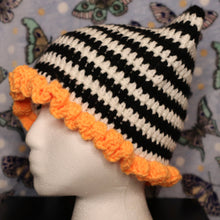 Load image into Gallery viewer, Orange Raccoon Frilly Cat Hat