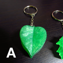 Load image into Gallery viewer, Leaf Keychains🍃