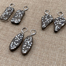 Load image into Gallery viewer, Black Holographic Star Earrings🌟