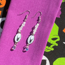 Load image into Gallery viewer, Spider n Web Earrings🕷🕸