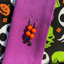 Load image into Gallery viewer, Neon Orange Star Earrings⭐️🧡