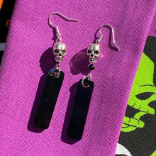 Load image into Gallery viewer, Holo Drop Skull Earrings💀🌈
