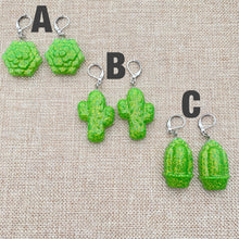 Load image into Gallery viewer, Cactus/Succulent Earrings🌵