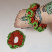 Load image into Gallery viewer, Autumn Pumpkin Crochet Scrunchie
