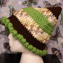 Load image into Gallery viewer, Matcha Brownie Frilly Cat Hat
