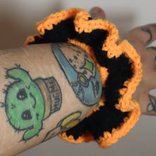 Load image into Gallery viewer, Pumpkin Lights Crochet Scrunchie
