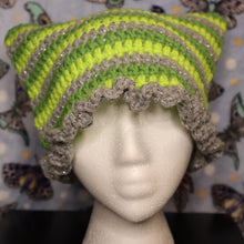Load image into Gallery viewer, Sparkle Greens Frilly Cat Hat

