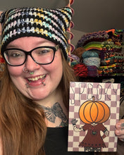 Load image into Gallery viewer, Spooky Pumpkin Gal 5x7 Art Print
