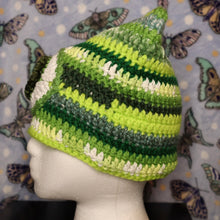 Load image into Gallery viewer, Poison Frog Eyeball Cat Hat
