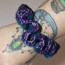 Load image into Gallery viewer, Boo Berry Crochet Scrunchie
