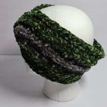 Load image into Gallery viewer, Grunge Girl Crochet Twist Headband
