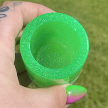 Load image into Gallery viewer, Lime Green Glitter Shot Glass💚
