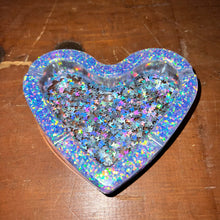 Load image into Gallery viewer, Iridescent Periwinkle &amp; Butterfly Glitter Heart Resin Ashtray
