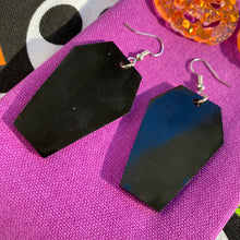 Load image into Gallery viewer, Coffin⚰️or Pumpkin🎃 Resin Earrings
