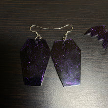 Load image into Gallery viewer, Purple Coffin⚰️ /Bat🦇 Earrings
