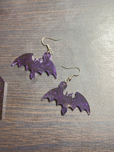 Load image into Gallery viewer, Purple Coffin⚰️ /Bat🦇 Earrings
