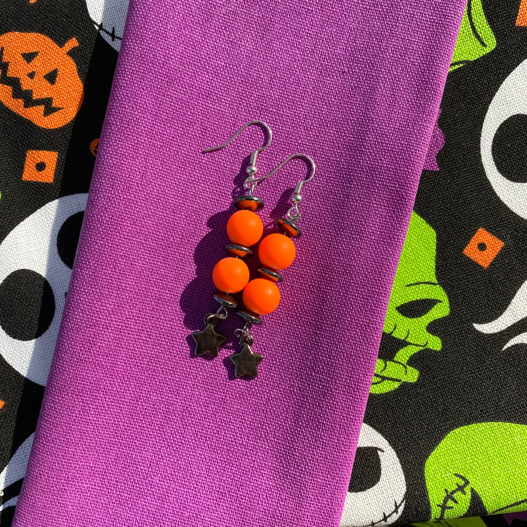 Neon Orange Star Earrings⭐️🧡