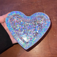 Load image into Gallery viewer, Iridescent Periwinkle &amp; Butterfly Glitter Heart Resin Ashtray
