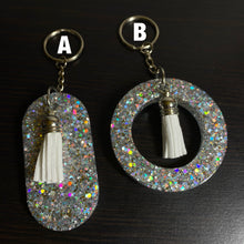 Load image into Gallery viewer, Holographic Glitter Keychains🌈
